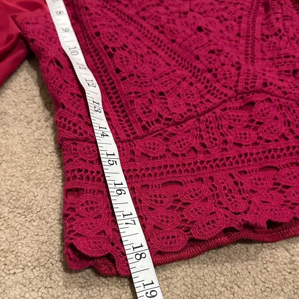 NWOT! Chic Burgundy Lace Women's Blouse - Picture 6 of 8